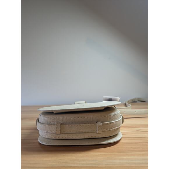 NEW Senreve Cadence Pebbled Leather Crossbody Purse Cream 14K Gold Plated - Picture 7 of 12